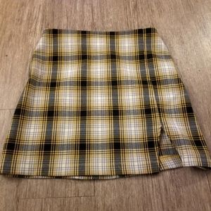 Urban Outfitters Plaid Mini Skirt -Size XS